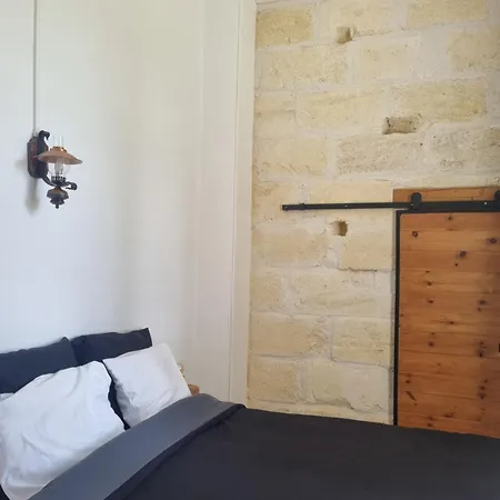 Chateauneuf Frühstückspension